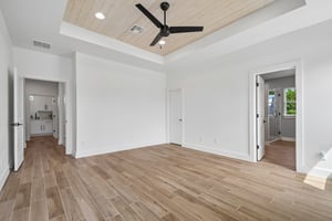 Silverado Dr-S1906-029.jpg