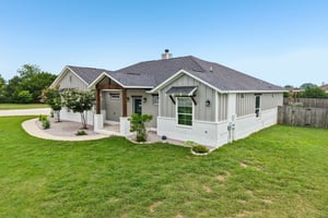 Silverado Dr-S1906-048.jpg