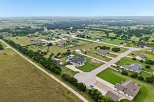 Silverado Dr-S1906-052.jpg