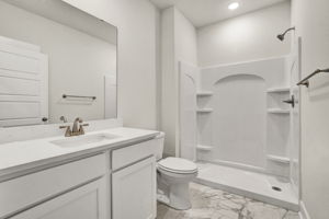  Photo 40