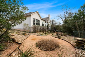 109 Tylee Cir, Bastrop, TX 78602, USA Photo 34