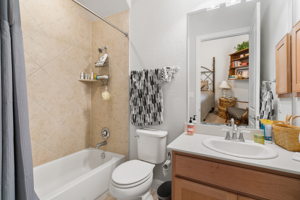 109 Tylee Cir, Bastrop, TX 78602, USA Photo 8