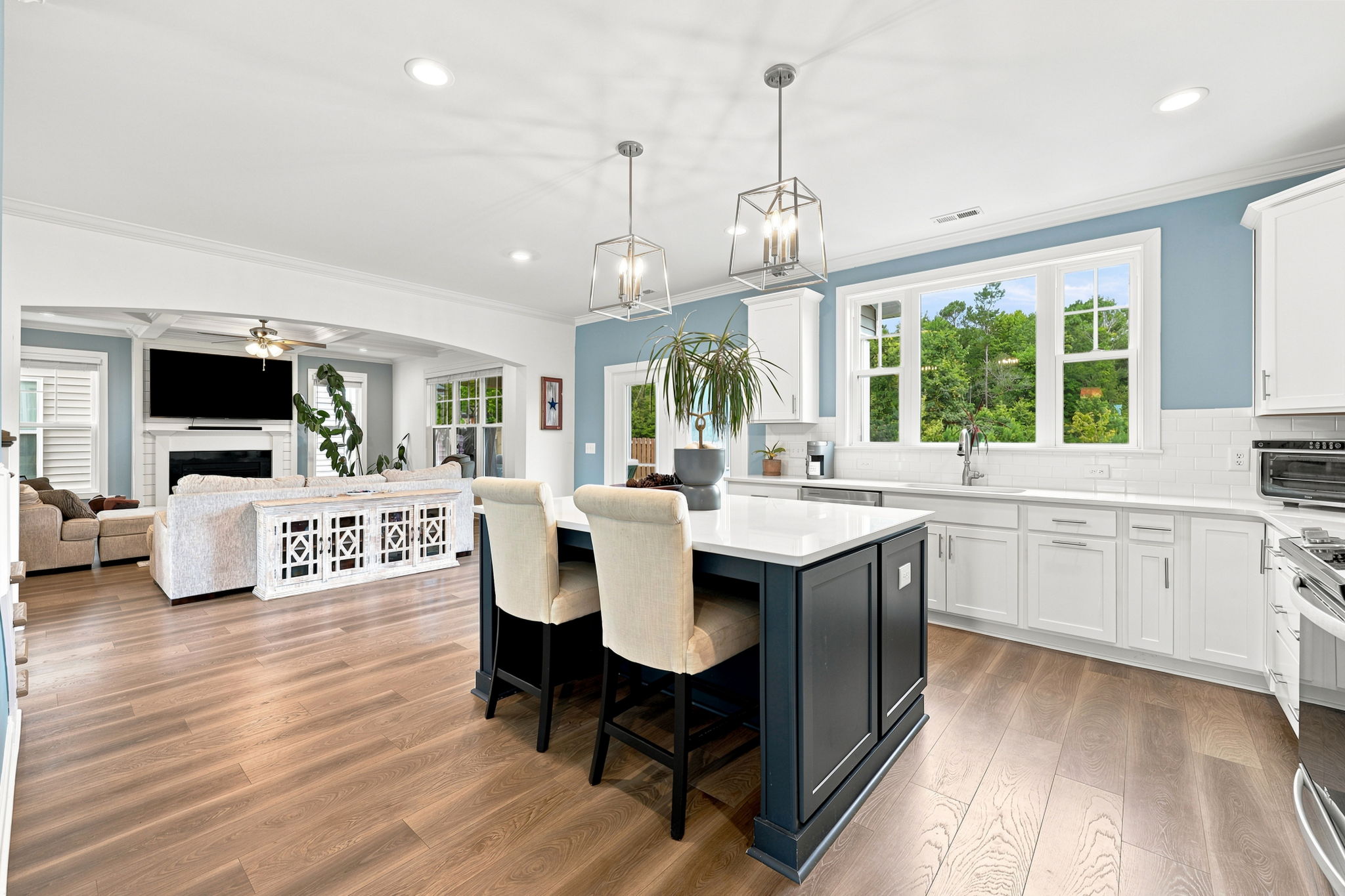 Kitchen/Living Area