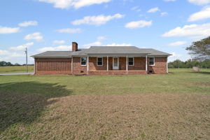  Photo 0