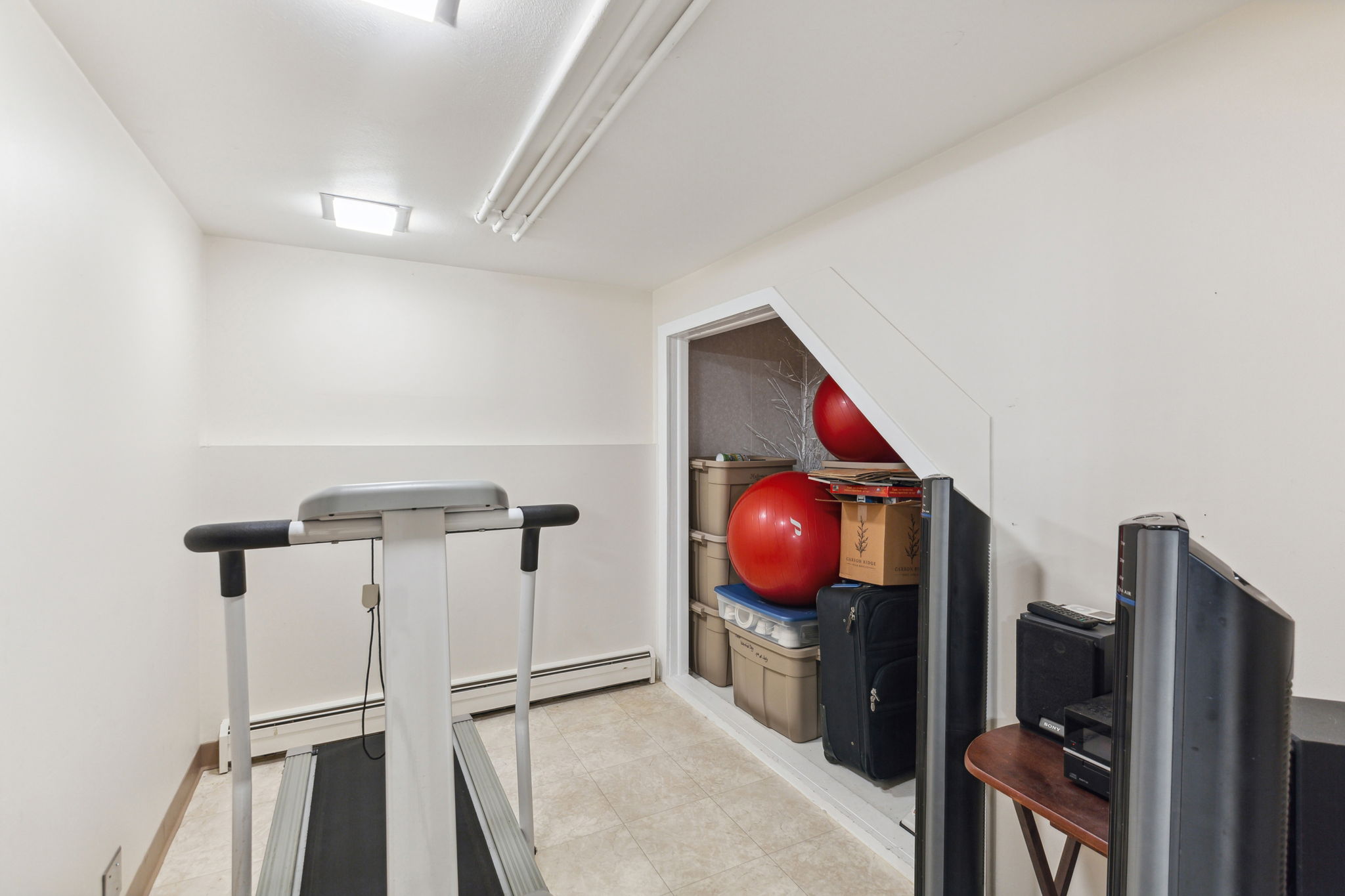 22_Interior