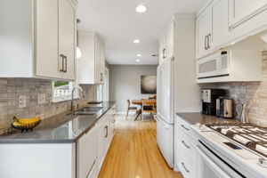 11_Interior