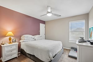 Sycamore Dr-S2604-044.jpg