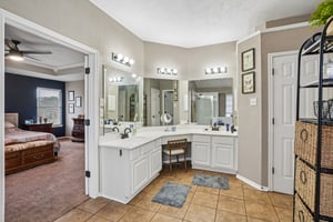 Sycamore Dr-S2604-052.jpg