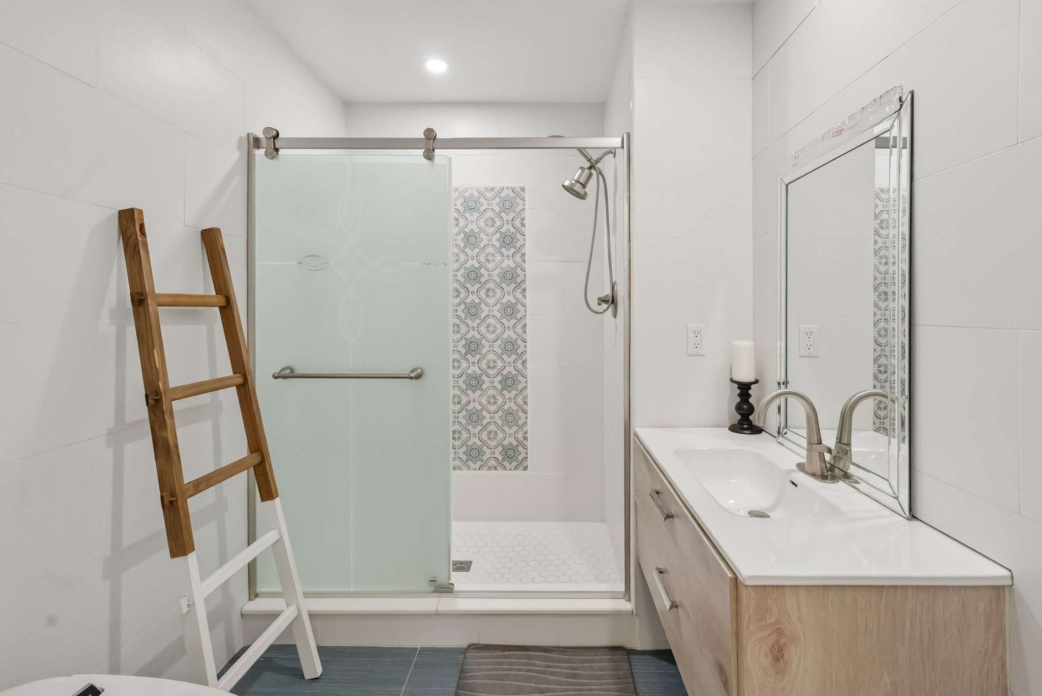 Hall Bathroom