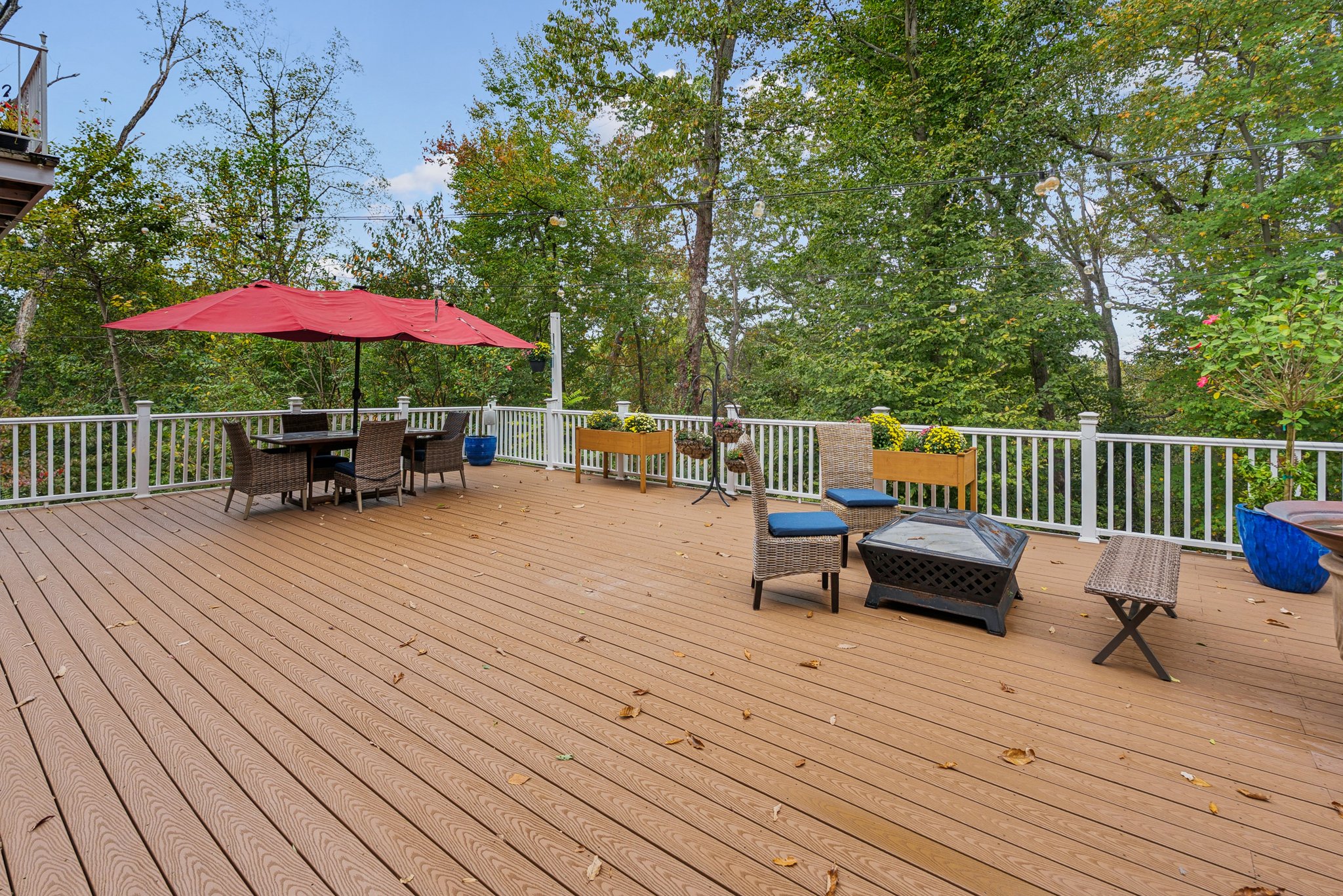 Outdoor Entertainment Area