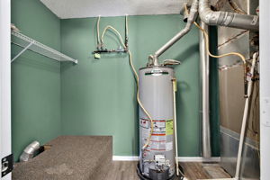  Photo 40