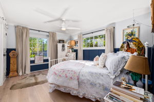  Photo 34