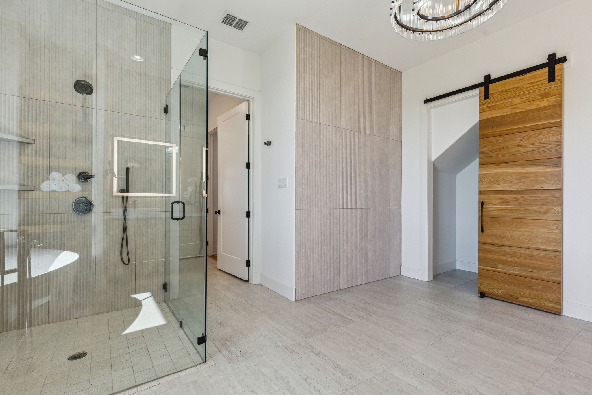 More details of the bathroom in the guest House