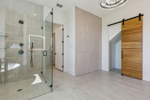More details of the bathroom in the guest House