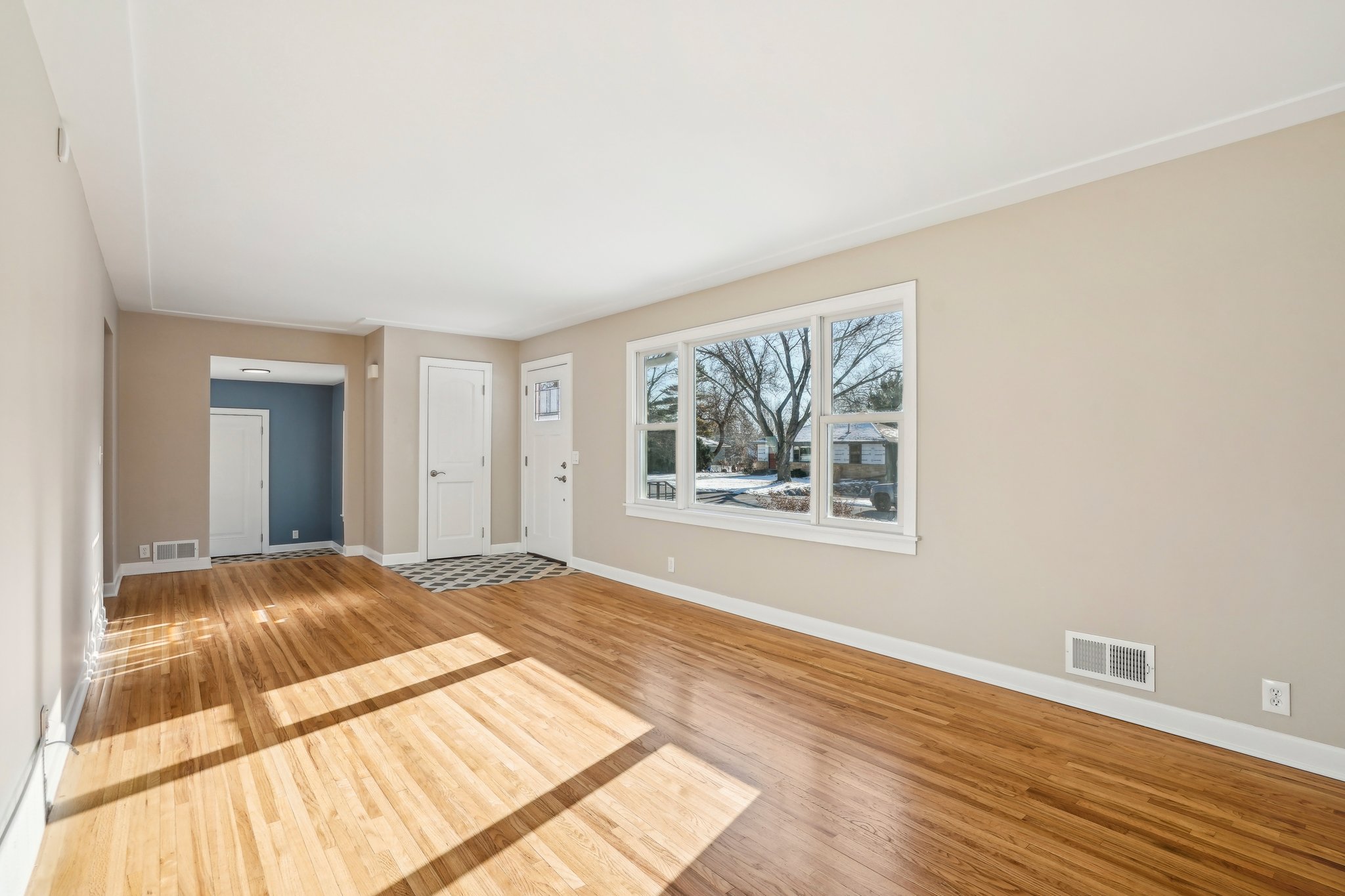 Oak Knoll Ter N-008.jpg