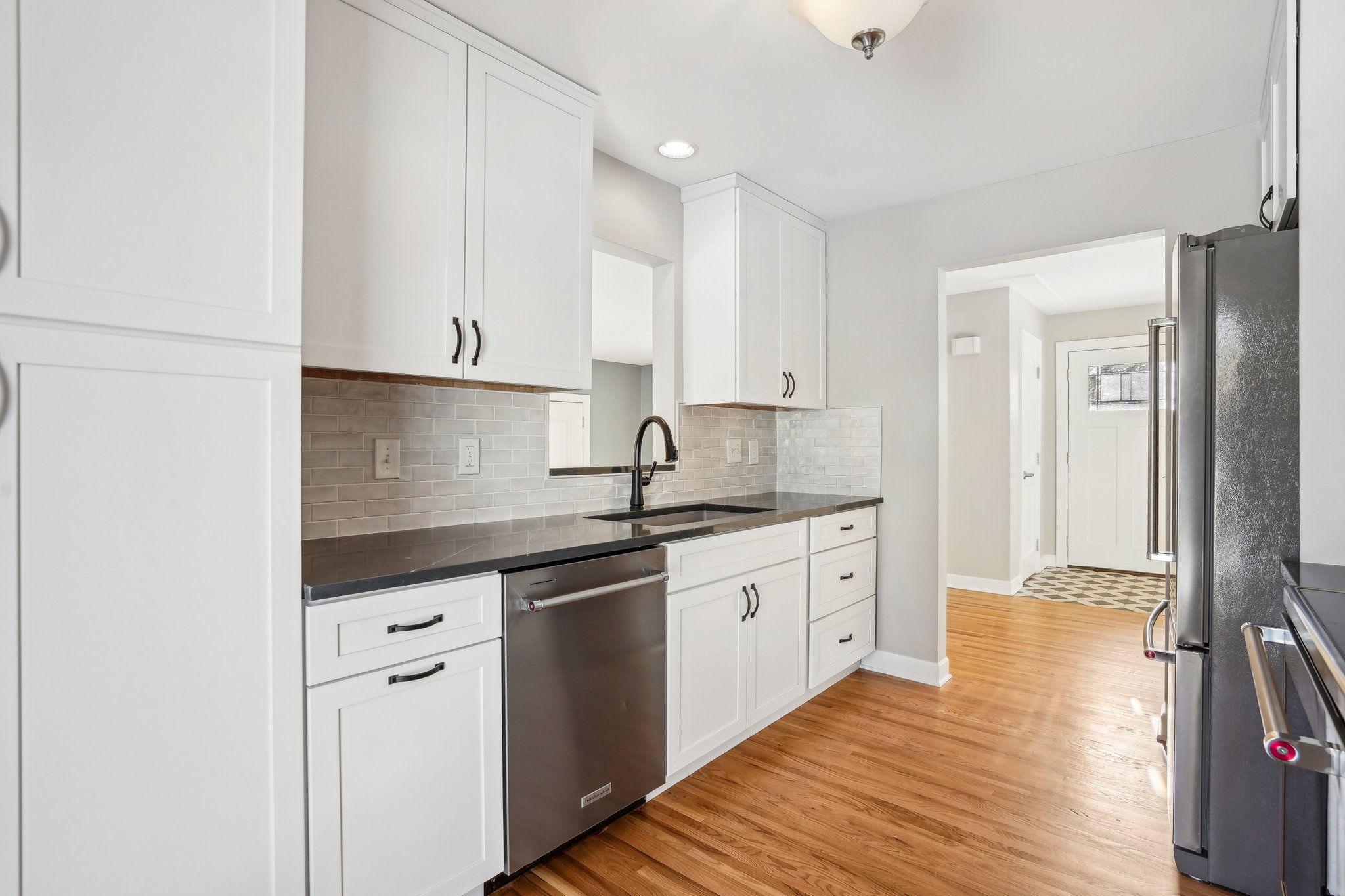 Oak Knoll Ter N-019.jpg