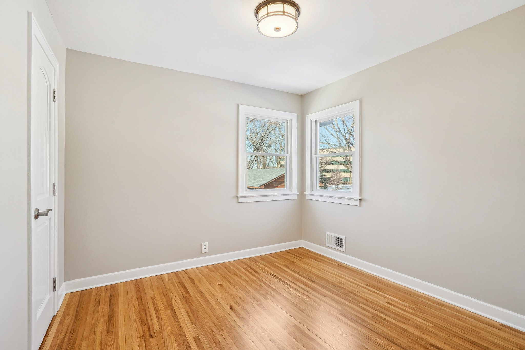 Oak Knoll Ter N-022.jpg