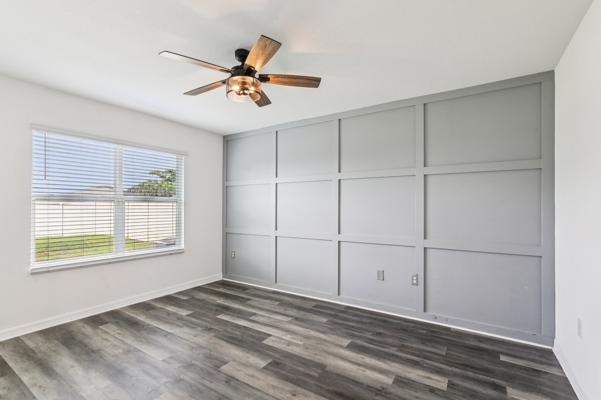 Tally Fawn Loop-S1108-017.jpg