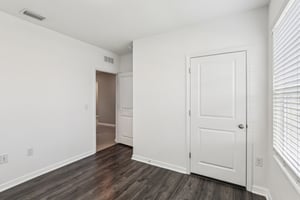 Tally Fawn Loop-S1108-030.jpg