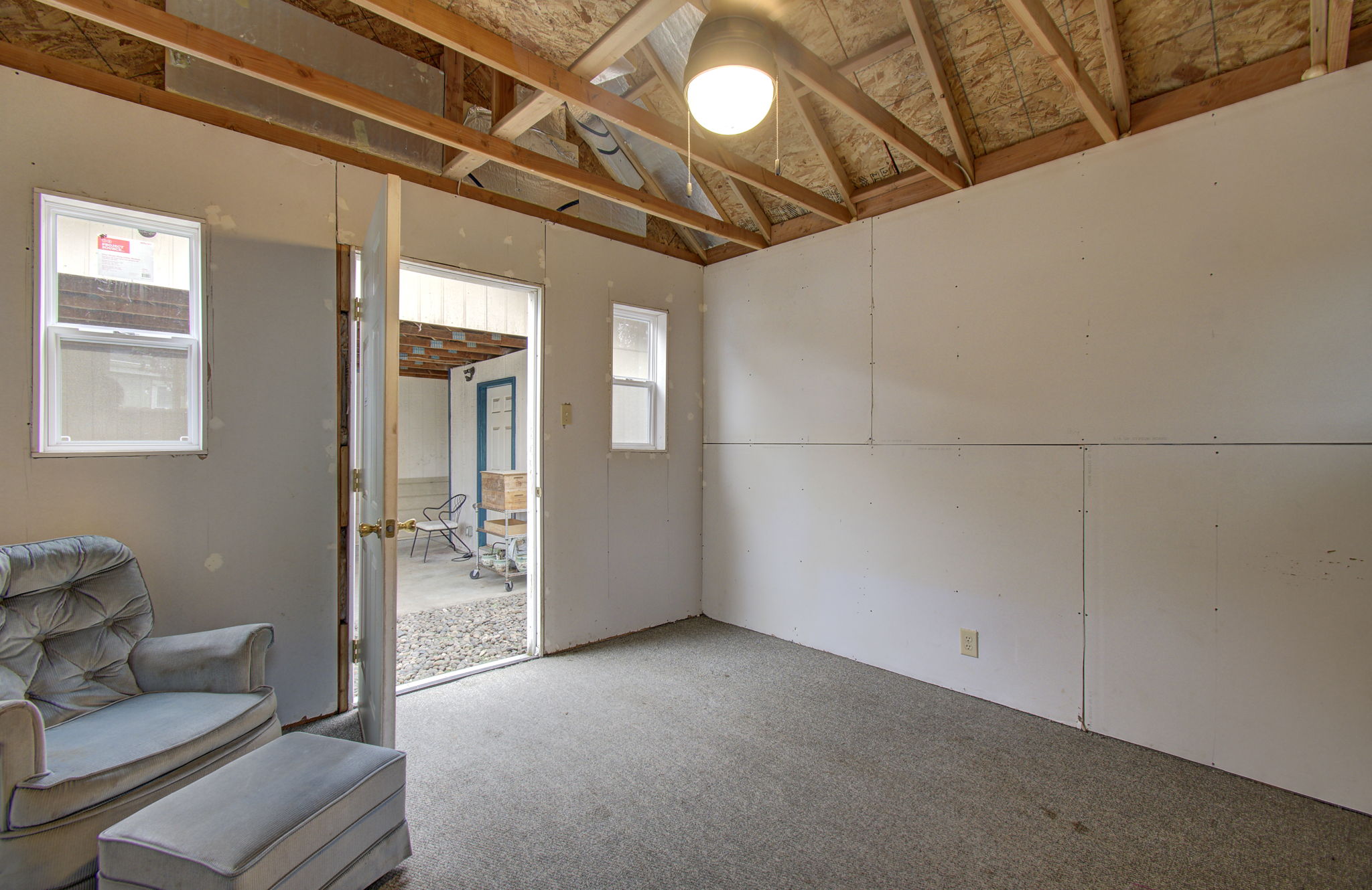 04 studio interior2