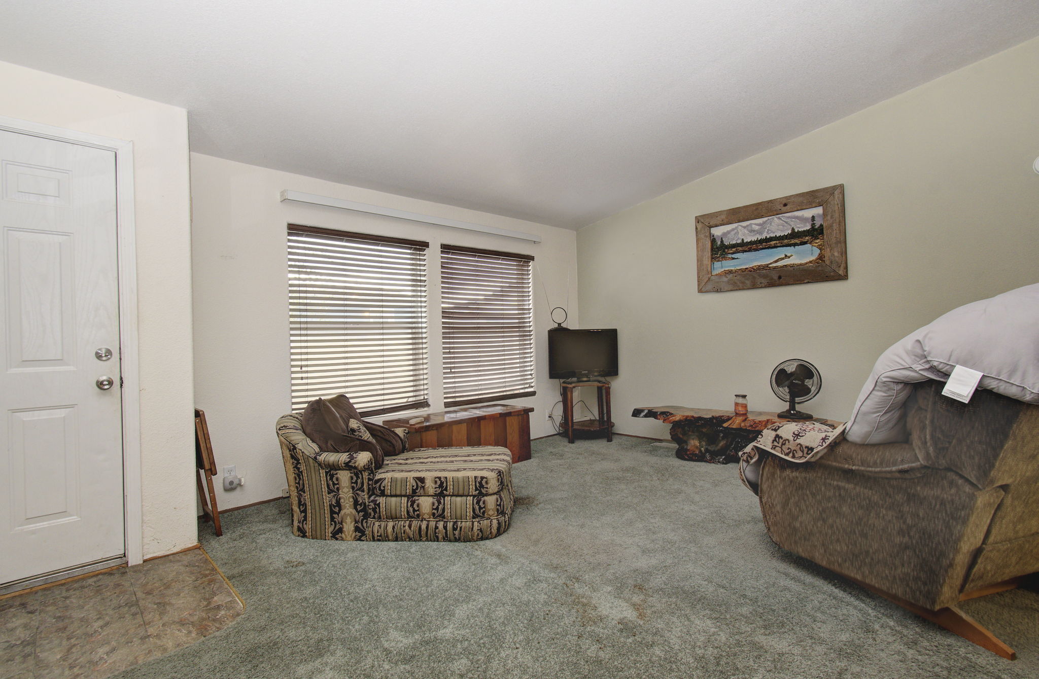 02 Living room