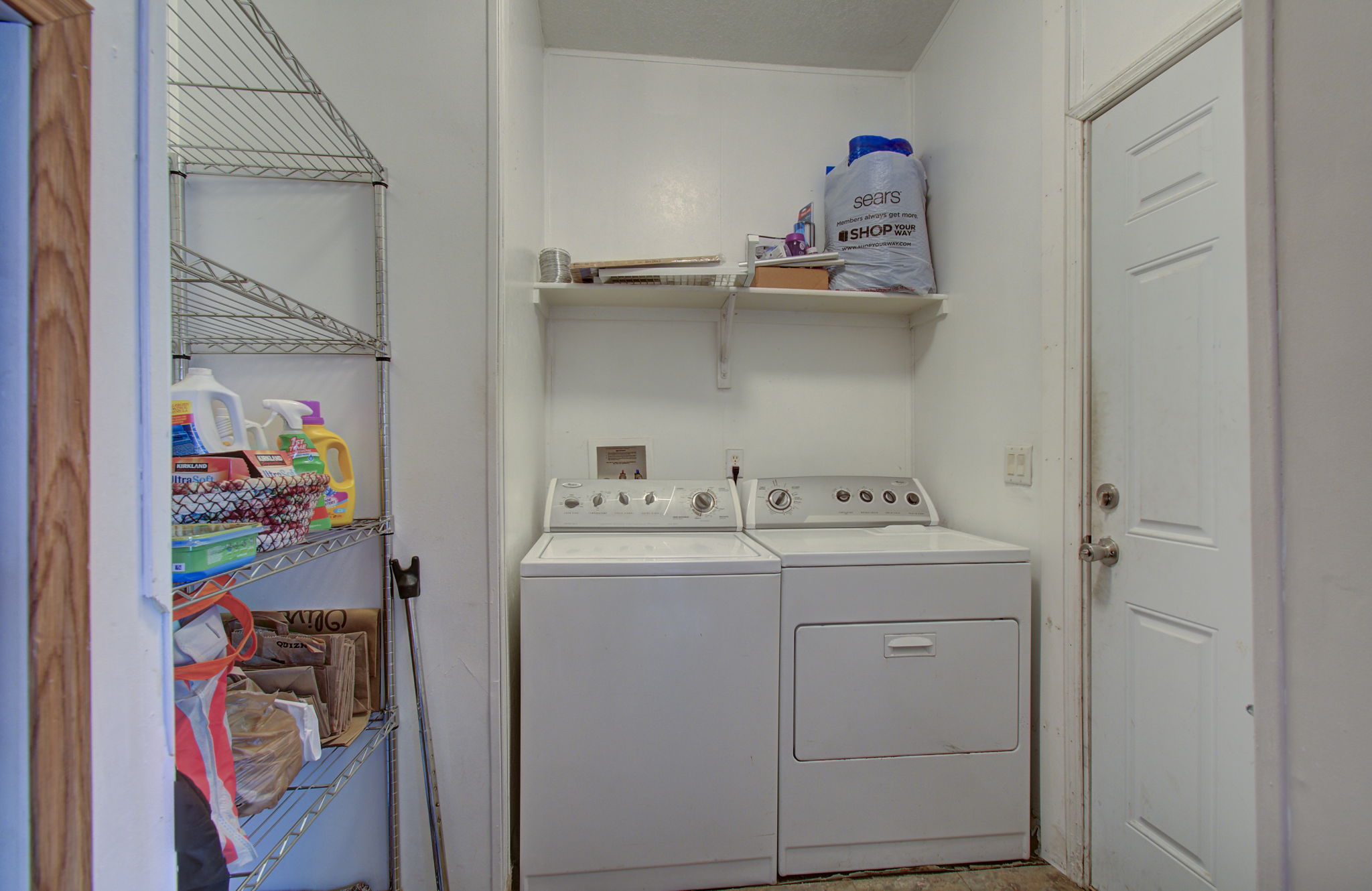 02 utility-laundry room
