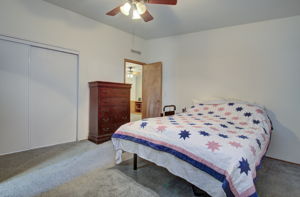 03 primary bedroom2