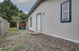 04 backyard