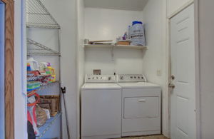 02 utility-laundry room