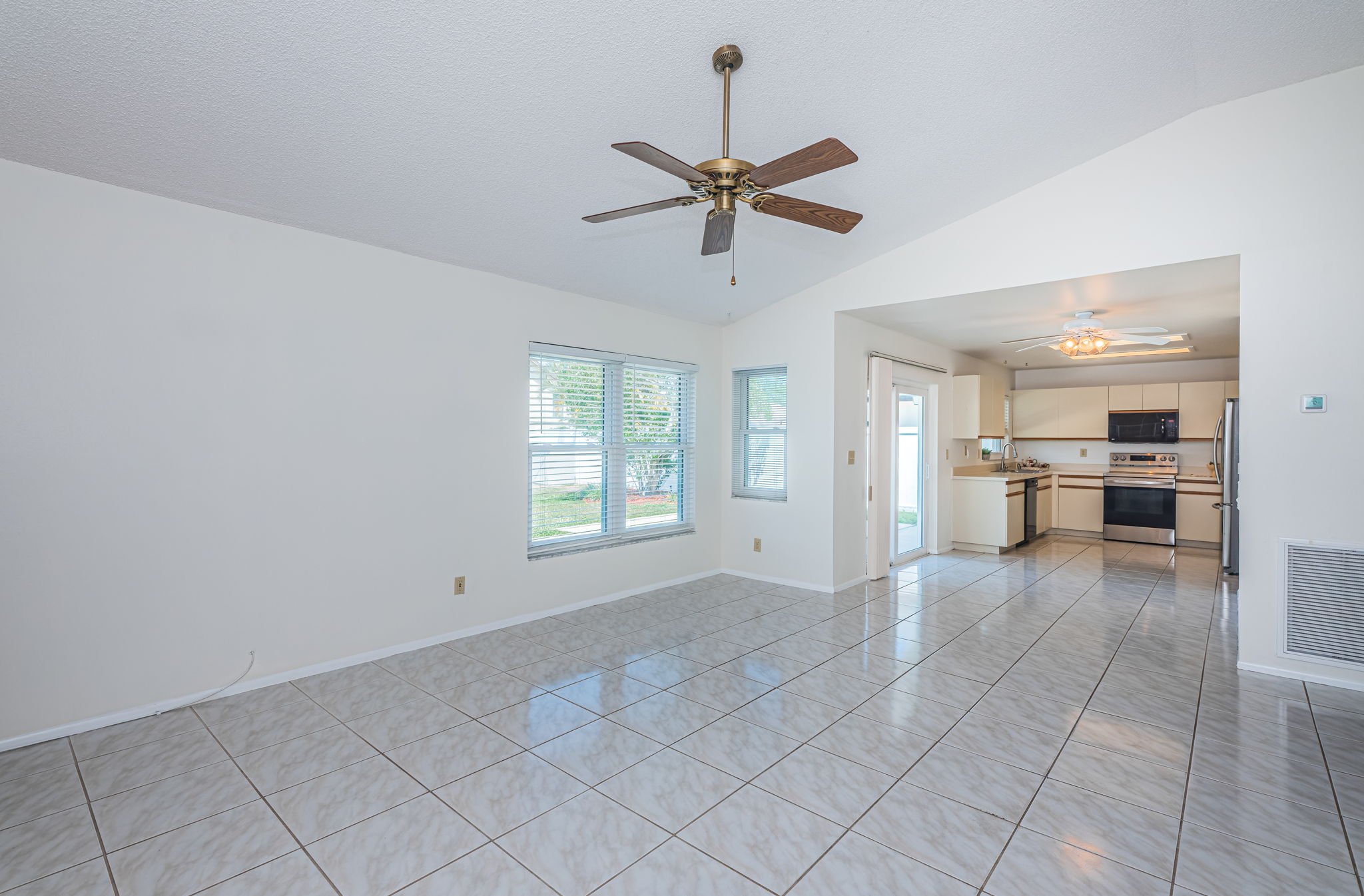 Living Room 6-2