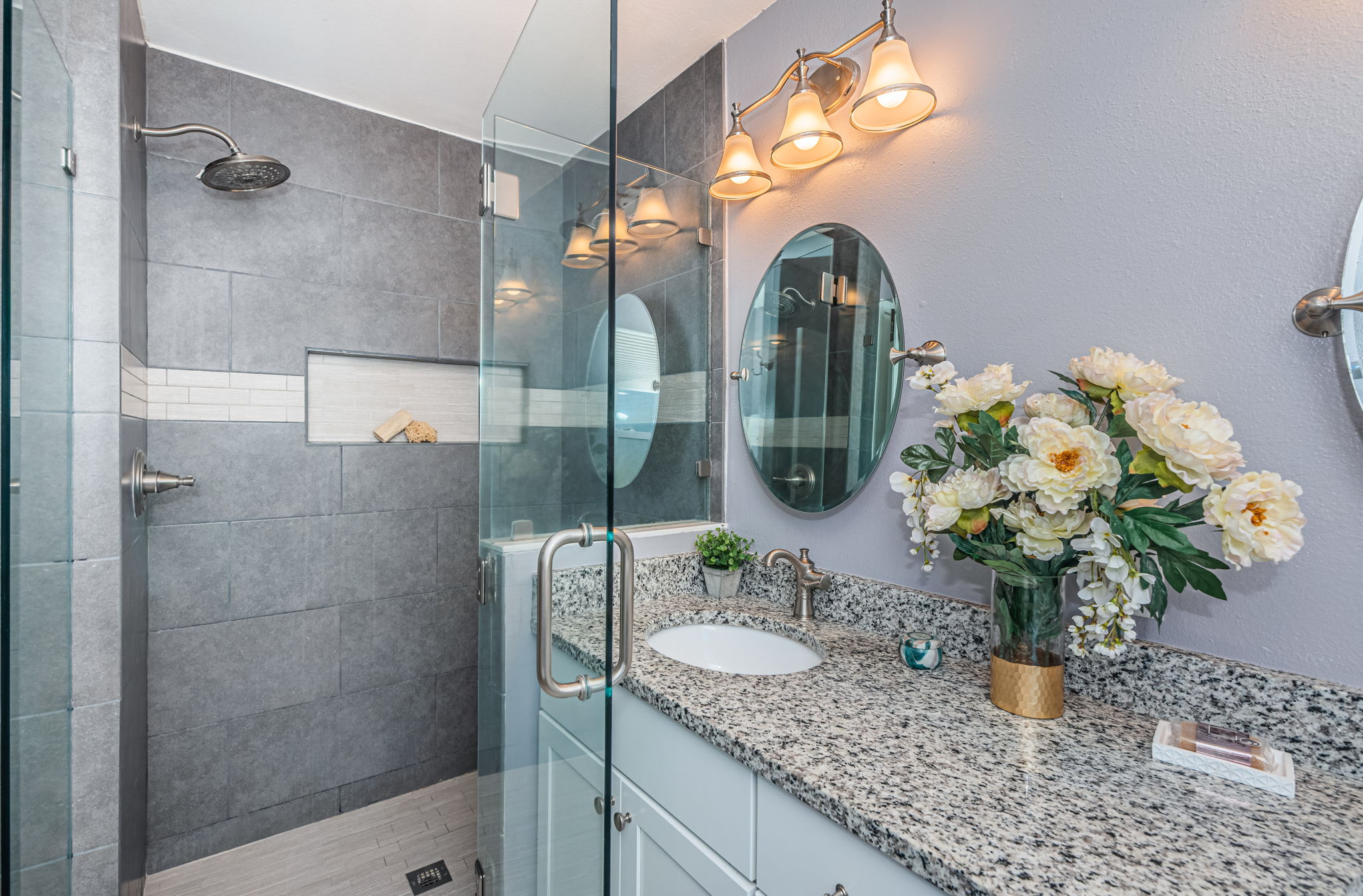 Master Bathroom 3