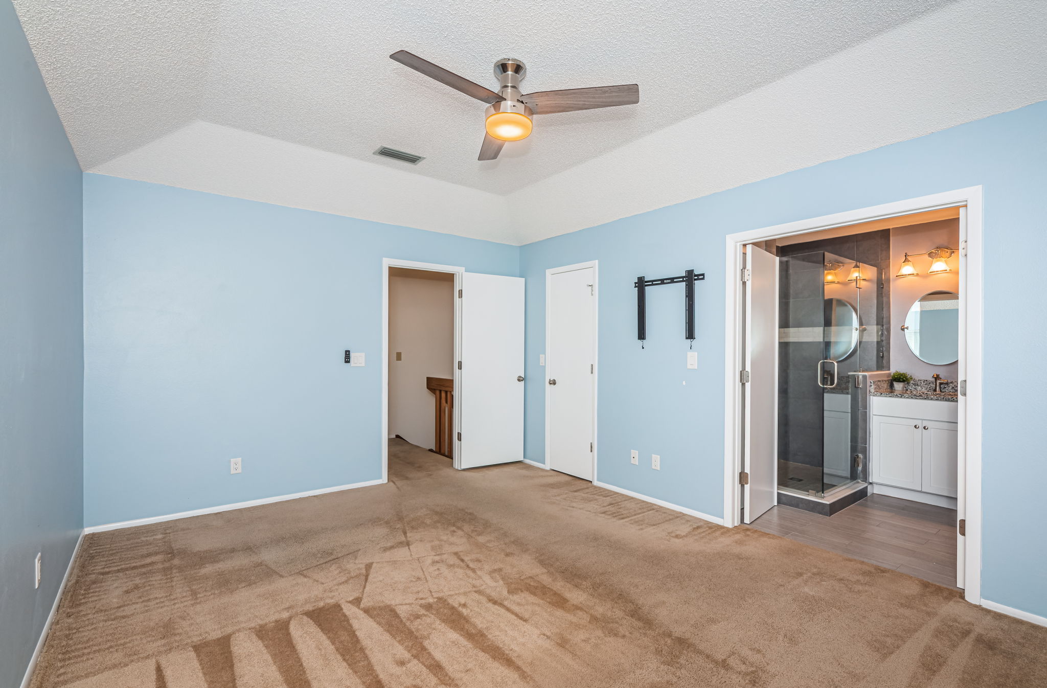 Master Bedroom 3