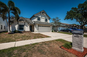 Front Exterior 4