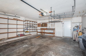 Garage 2