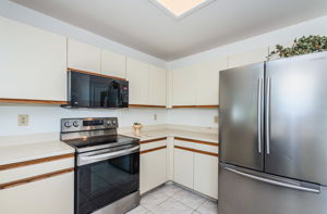Kitchen 4
