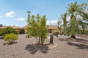 W Meade Dr-S1407-043.jpg