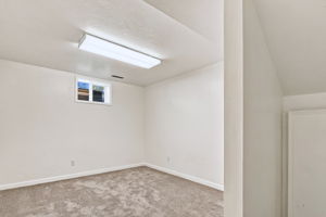  Photo 37