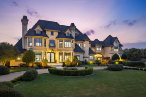 1091Broadmoor_003