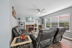 Fenton Park Dr-S1109-010.jpg