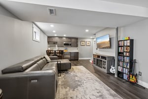 Fenton Park Dr-S1109-016.jpg