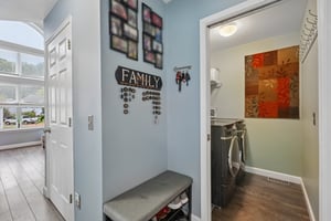 Fenton Park Dr-S1109-027.jpg