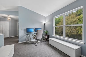 Fenton Park Dr-S1109-030.jpg