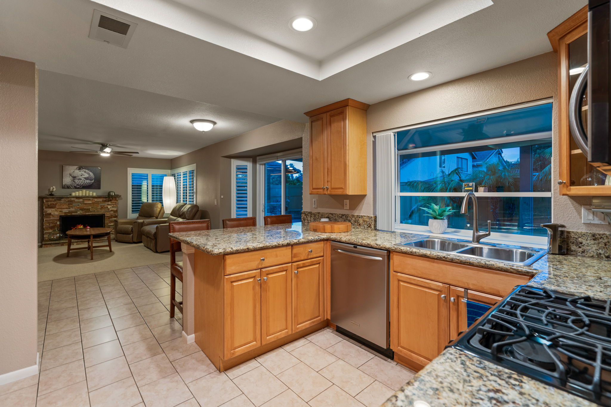 1091 La Tortuga Dr-76