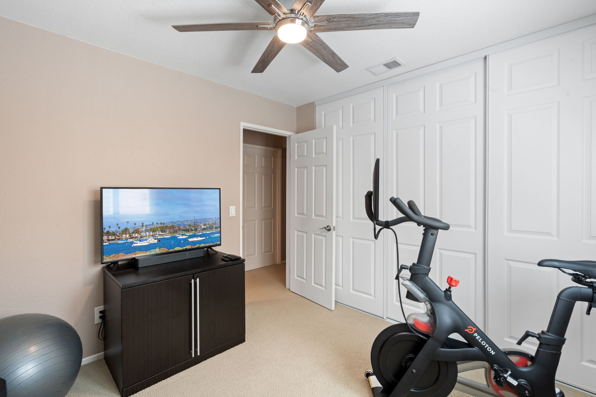 1091 La Tortuga Dr-2