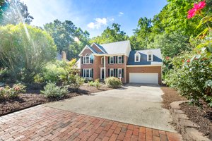 1019 W Sterlington Pl Photo 9