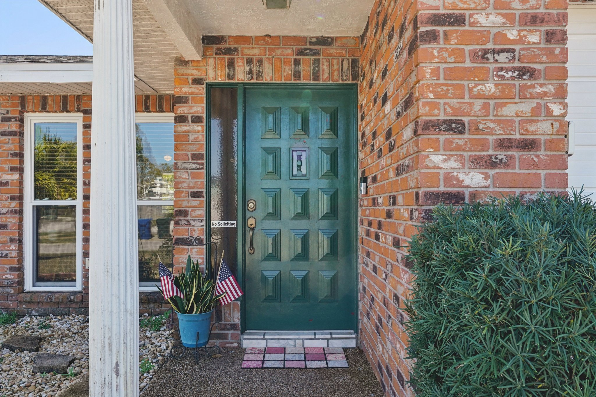 128th Ave N-S2202-005.jpg