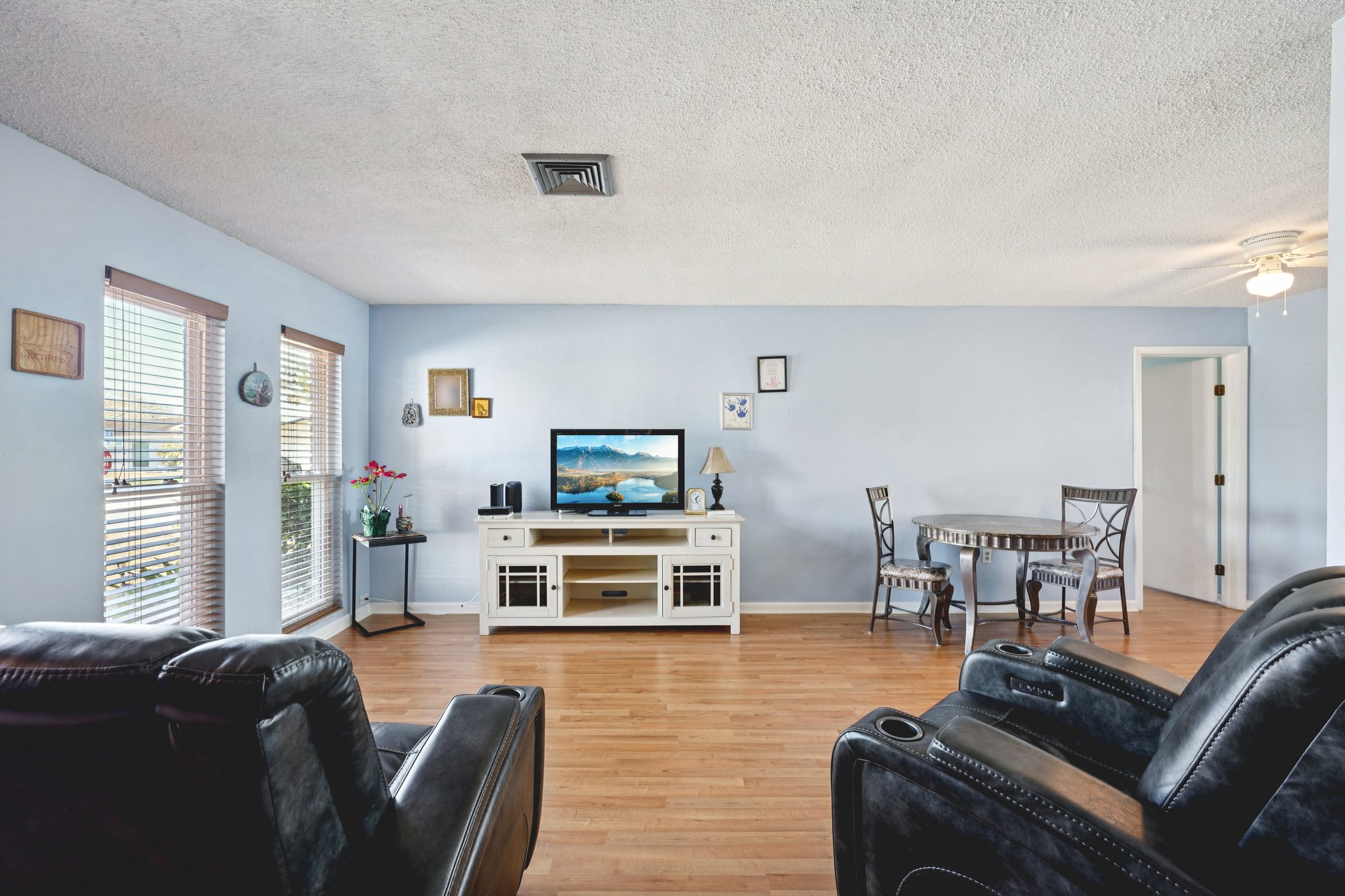 128th Ave N-S2202-010.jpg