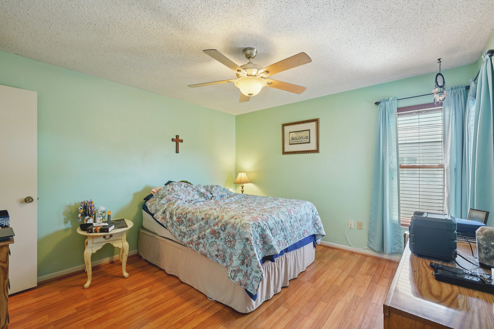 128th Ave N-S2202-041.jpg