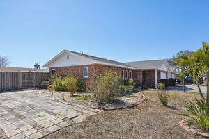 128th Ave N-S2202-006.jpg