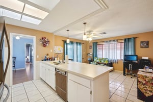 128th Ave N-S2202-023.jpg